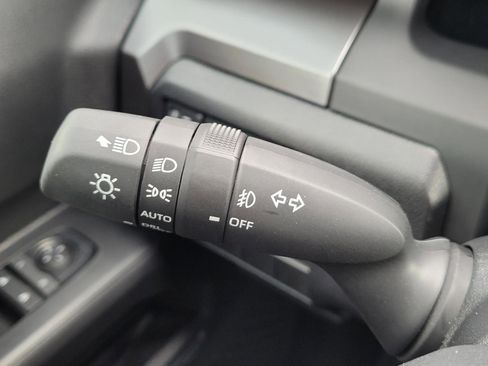 Used 2025 Toyota Tacoma SR5 RWD image 30