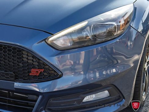Used 2018 Ford Focus ST w/ Equipment Group 402A image 46