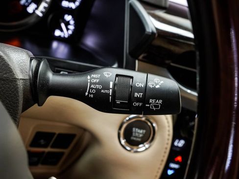 Used 2018 Lexus LX 570 4WD image 42