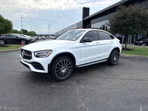 Used 2023 Mercedes-Benz GLC 300 4MATIC Coupe image 6