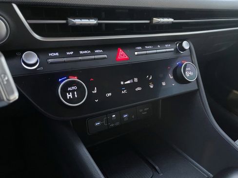 Used 2024 Hyundai Sonata SEL w/ Convenience Package image 18