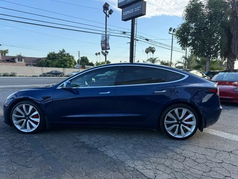 Used 2018 Tesla Model 3 Long Range AWD/4WD image 4