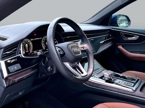 Used 2021 Audi Q8 Premium Plus w/ Premium Plus Package AWD/4WD image 17
