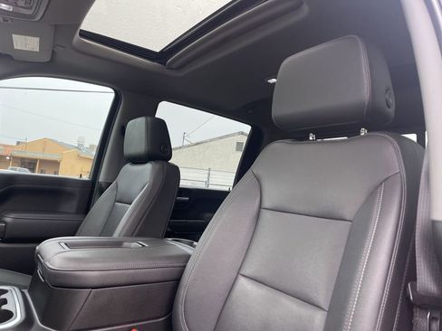 Used 2022 Chevrolet Silverado 2500 LTZ w/ LTZ Plus Package image 19