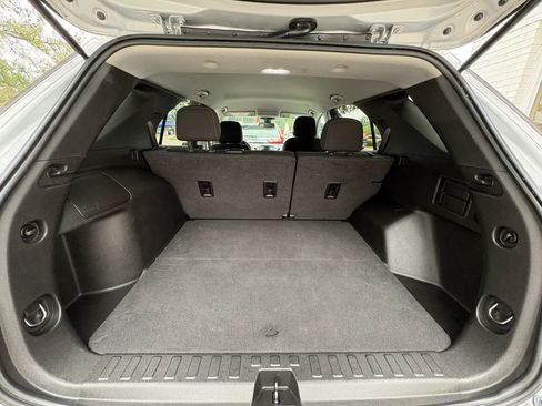 Used 2021 Chevrolet Equinox LT AWD/4WD image 19