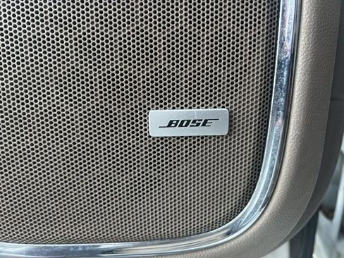 Used 2016 GMC Yukon SLT w/ Open Road Package image 18