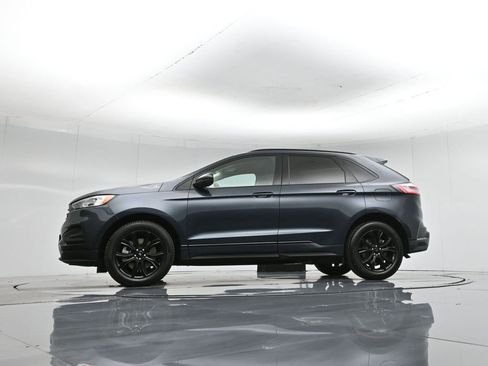 Used 2022 Ford Edge SE w/ Black Appearance Package image 55