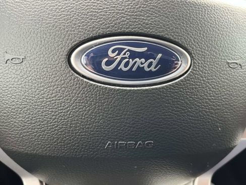 Used 2023 Ford Explorer XLT RWD image 38