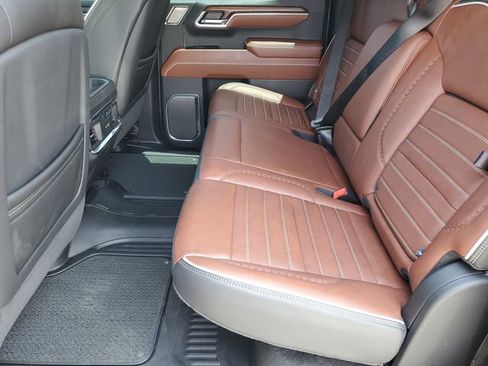 Used 2025 GMC Sierra 1500 Denali Ultimate AWD/4WD image 22
