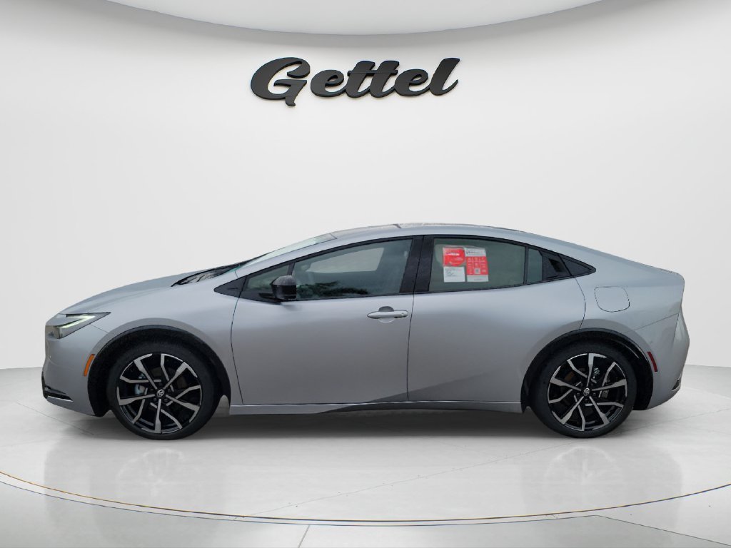 New 2027 Toyota Prius Plug-In Hybrid w/ Limited Premium Package FWD image 8