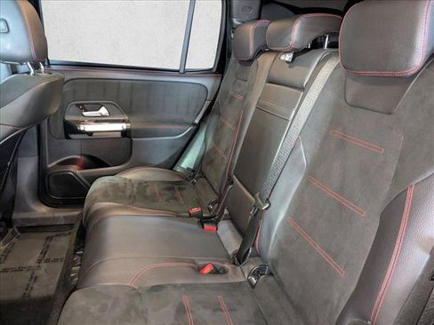 Used 2020 Mercedes-Benz GLB 250 image 17
