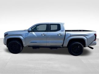 Certified 2025 Toyota Tacoma SR5 AWD/4WD video 2