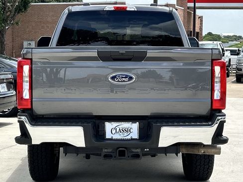 Used 2025 Ford F250 XLT w/ FX4 Off-Road Package AWD/4WD image 5