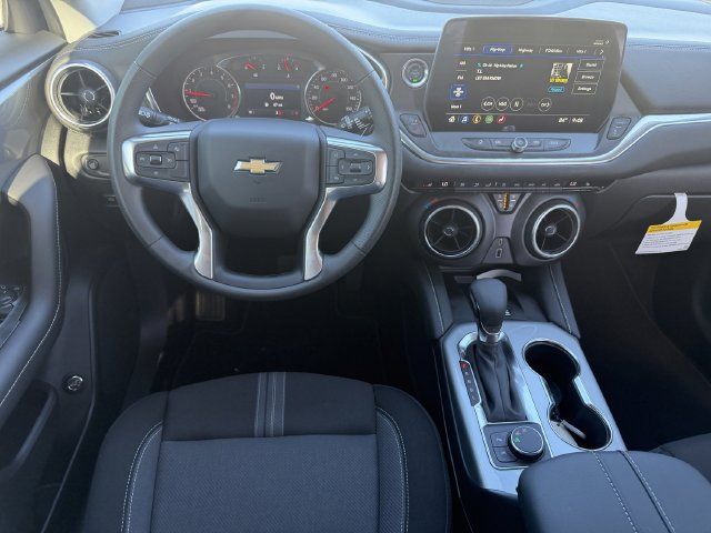 New 2026 Chevrolet Blazer LT w/ Convenience Package FWD image 19