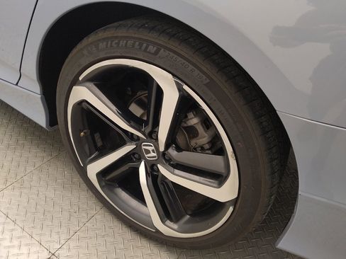 Used 2021 Honda Accord Sport image 31