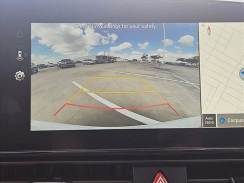 New 2025 Hyundai Elantra Limited image 13