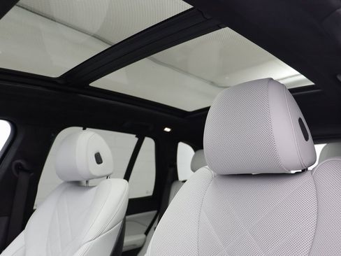 Certified 2023 BMW X5 xDrive40i w/ Executive Package image 13
