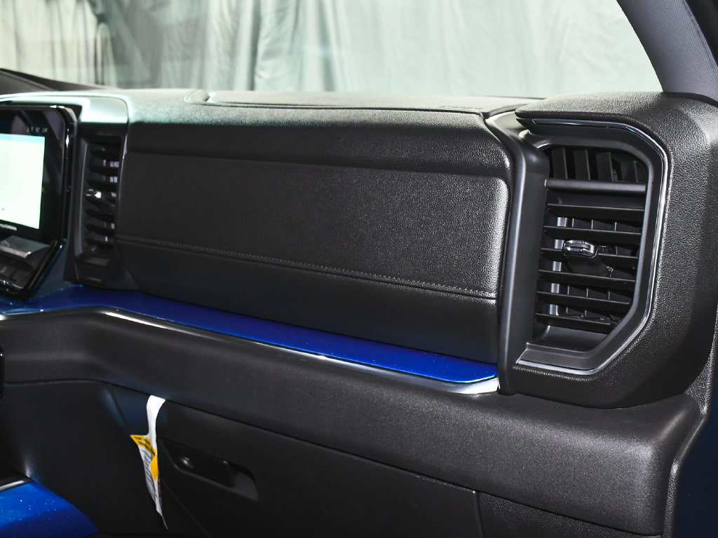 Used 2023 Chevrolet Silverado 1500 LT Trail Boss AWD/4WD image 55