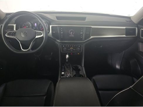 Used 2021 Volkswagen Atlas SE w/ Panoramic Sunroof Package image 14