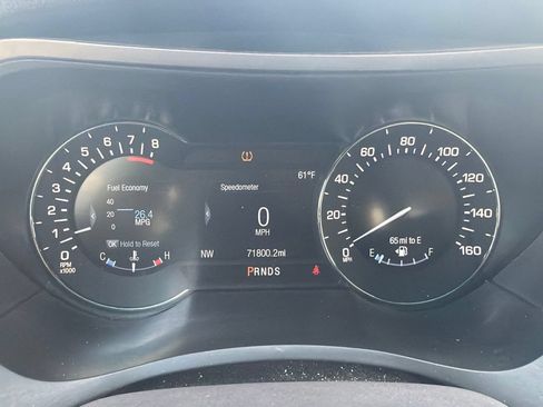 Used 2017 Lincoln MKZ Reserve w/ Climate Package AWD/4WD image 3