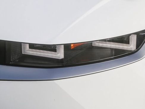 Certified 2024 Hyundai Ioniq 5 SEL image 8