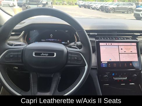 Certified 2023 Jeep Grand Cherokee L Limited w/ Luxury Tech Group II AWD/4WD image 16