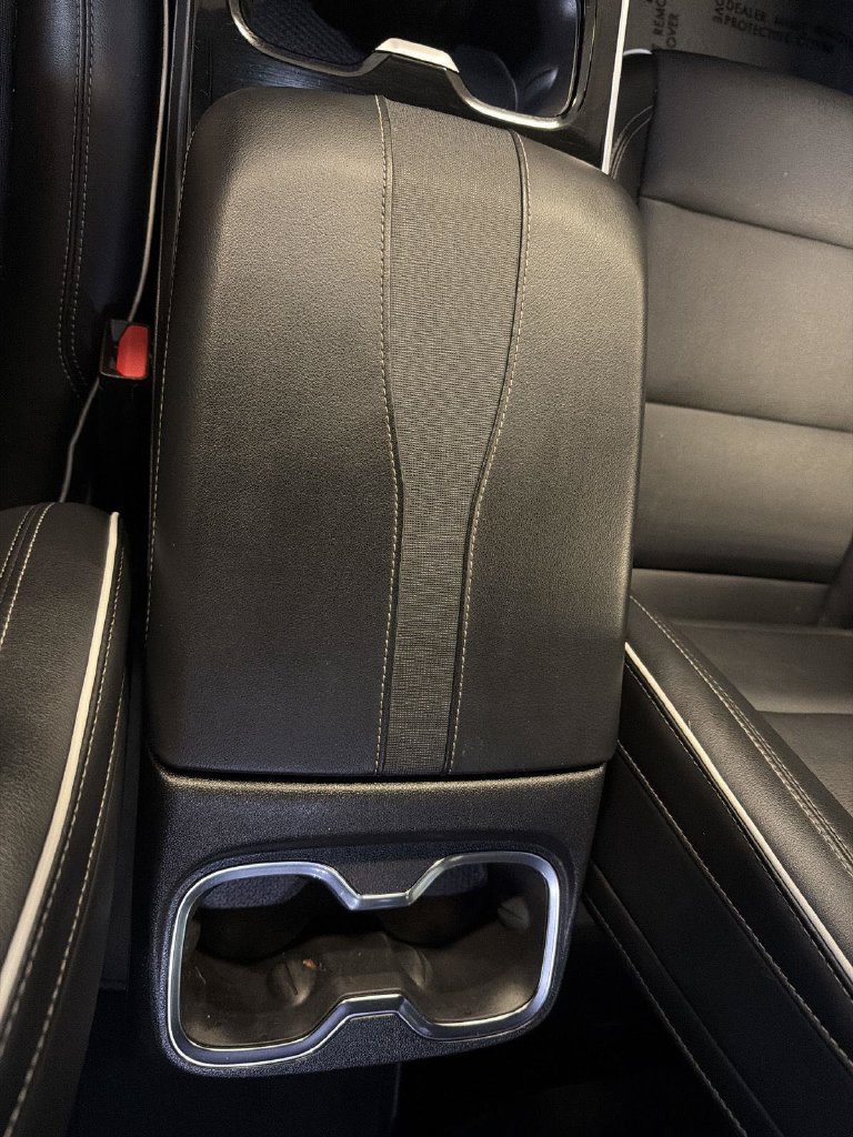 Used 2025 Buick Enclave Preferred AWD/4WD image 19