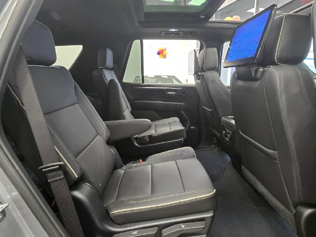 New 2025 Chevrolet Tahoe Premier AWD/4WD image 12