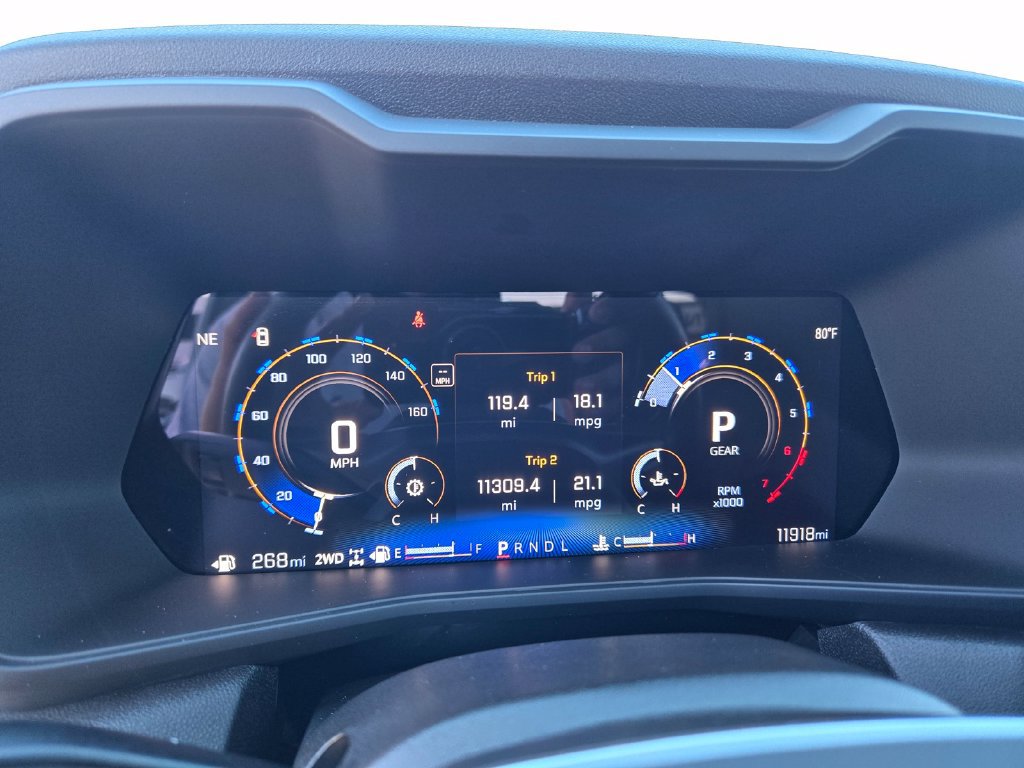 Used 2025 Chevrolet Colorado Trail Boss AWD/4WD image 22