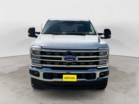 Used 2025 Ford F350 Lariat w/ FX4 Off-Road Package AWD/4WD image 8