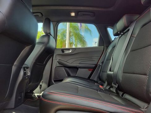 Used 2023 Ford Escape ST-Line w/ Tech Pack #1 FWD image 9