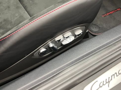 Used 2023 Porsche 718 Cayman GT4 image 37