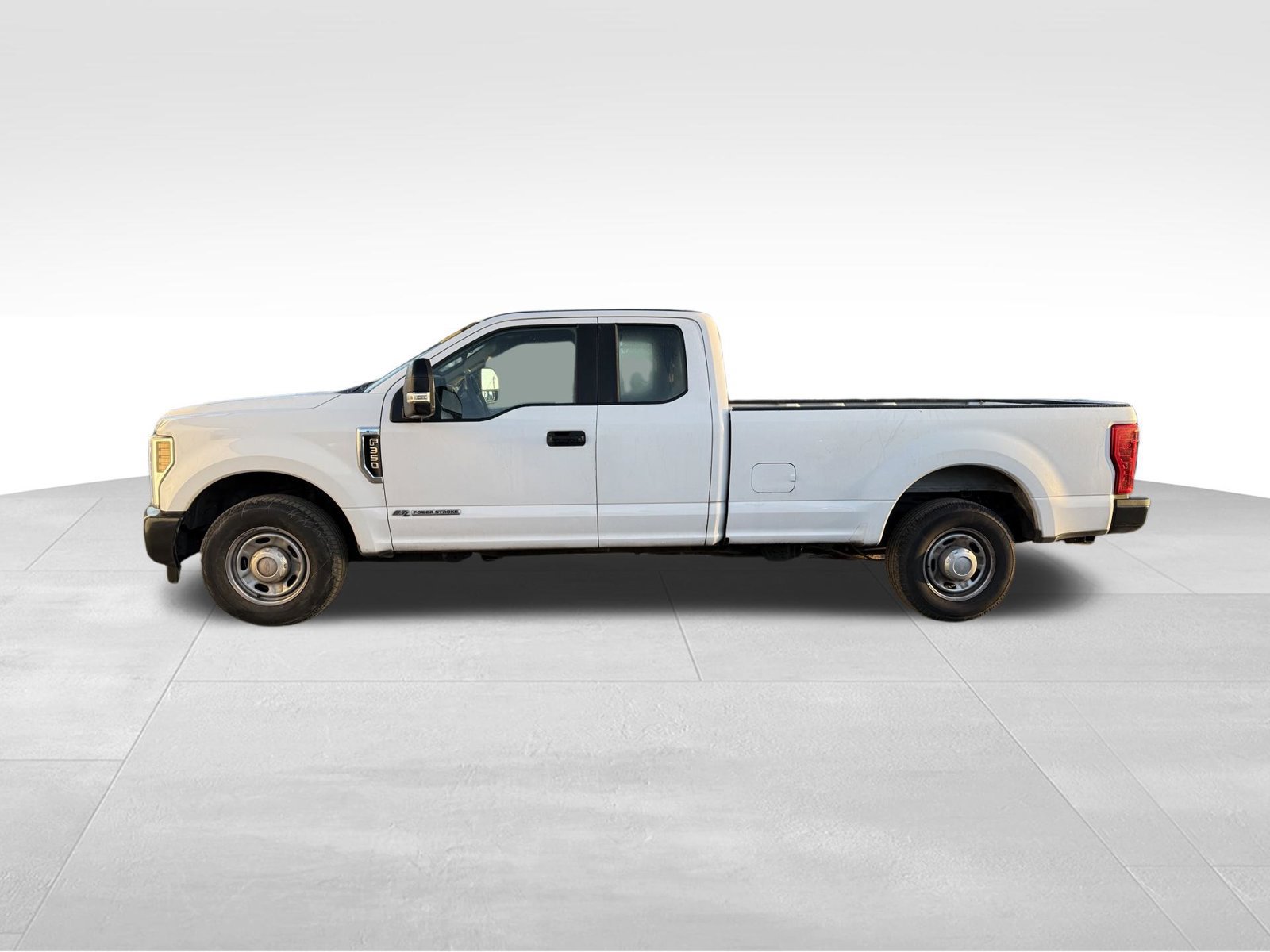 Used 2019 Ford F350 XL w/ Power Equipment Group RWD image 6