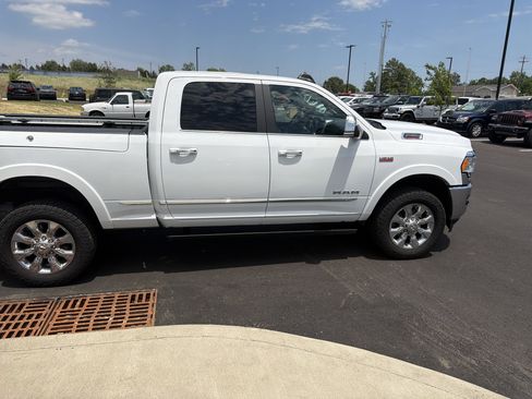 Used 2020 RAM 2500 Limited AWD/4WD image 9