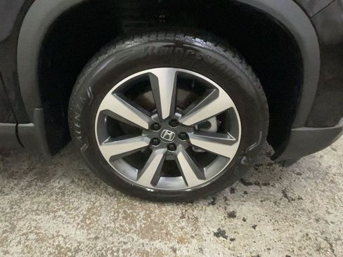 Used 2024 Honda Pilot Elite image 15