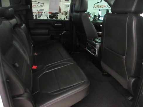 Used 2020 GMC Sierra 3500 Denali w/ Denali Ultimate Package AWD/4WD image 23