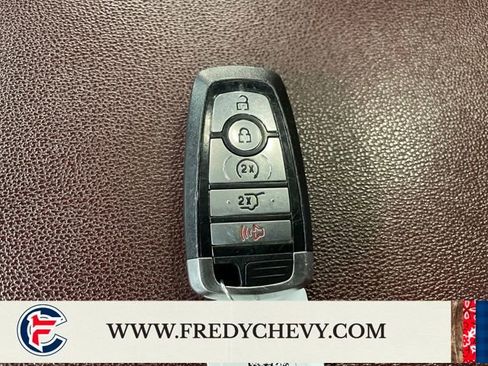 Used 2023 Ford Expedition Limited AWD/4WD image 12