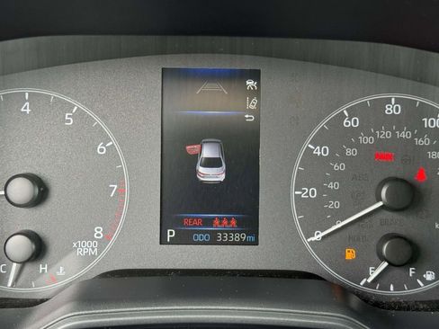 Used 2023 Toyota Corolla SE w/ Carpet Mat Package (TMS) FWD image 12