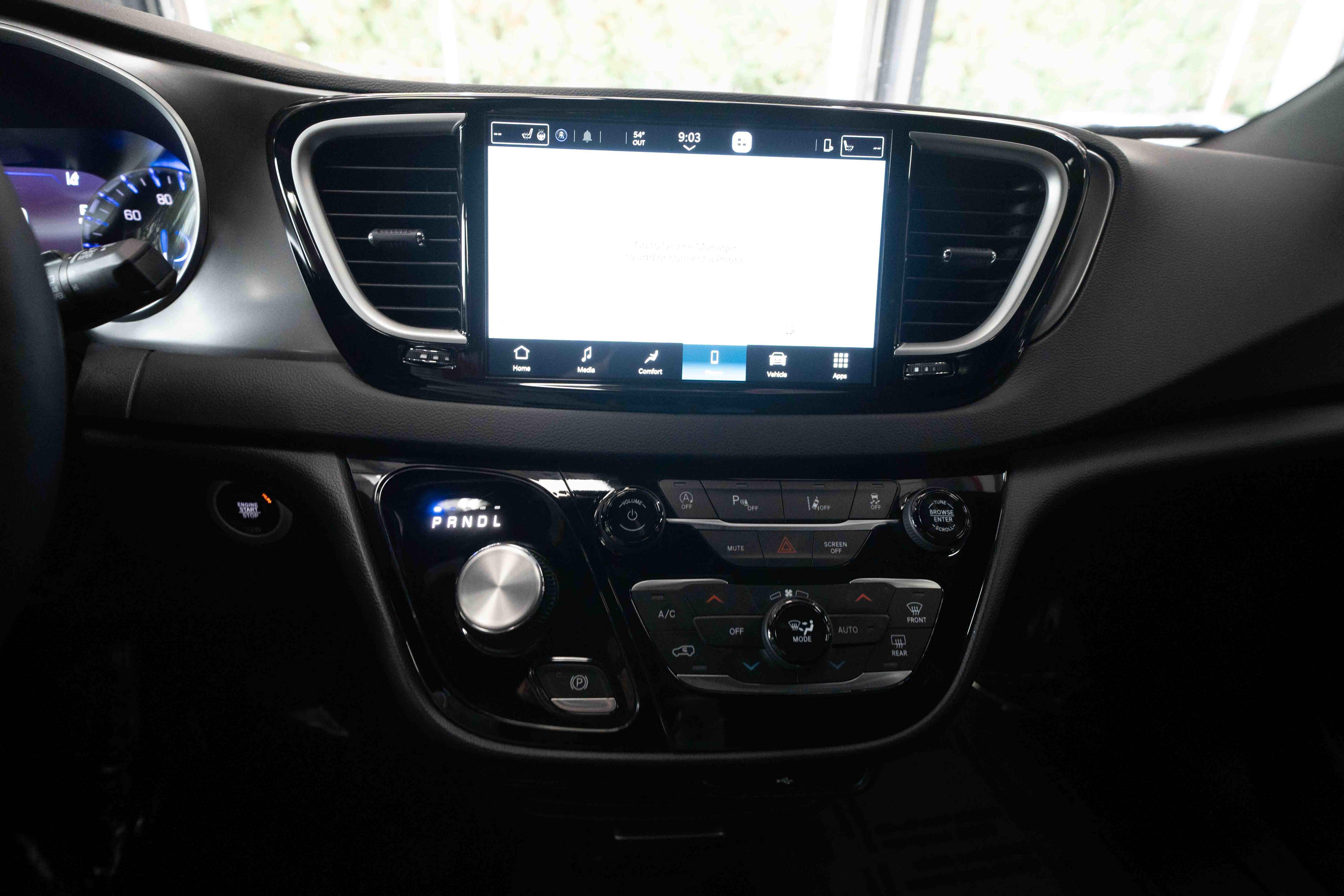 Used 2026 Chrysler Pacifica Select FWD image 17