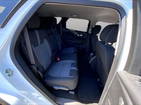 Used 2025 Chevrolet Blazer LT AWD/4WD image 20