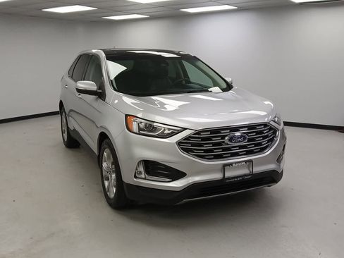 Used 2019 Ford Edge Titanium w/ Cold Weather Package image 2