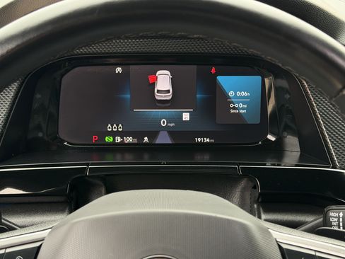 Used 2024 Volkswagen Atlas Cross Sport SEL Premium R-Line image 18