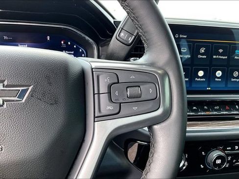 Used 2024 Chevrolet Silverado 1500 RST AWD/4WD image 19