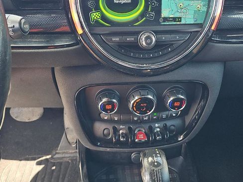 Used 2017 MINI Cooper Clubman S image 12