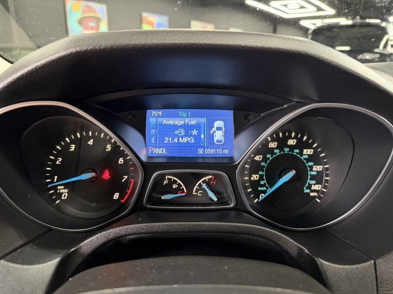 Used 2014 Ford Focus SE FWD image 11