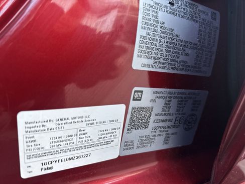 Used 2021 Chevrolet Silverado 1500 LT Trail Boss w/ Bed Protection Package image 32