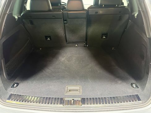 Used 2018 Porsche Cayenne image 13