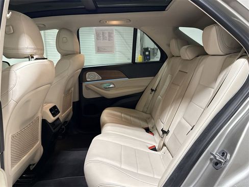 Used 2022 Mercedes-Benz GLE 350 4MATIC image 24