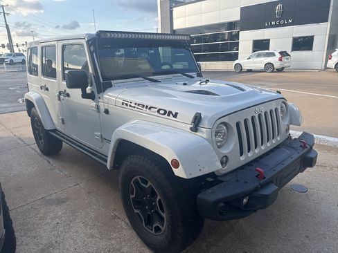 Used 2016 Jeep Wrangler Unlimited Rubicon AWD/4WD image 1