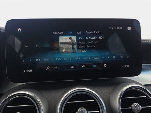 Used 2020 Mercedes-Benz GLC 300 4MATIC Coupe image 21